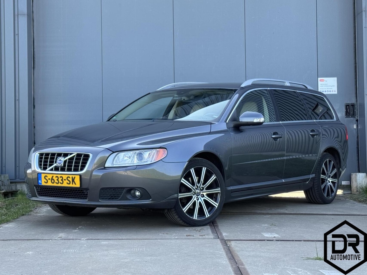 Volvo V70 - 2.0 Summum | DEALER OH|MEMORY | BI-XENON |DYNAUDIO - AutoWereld.nl