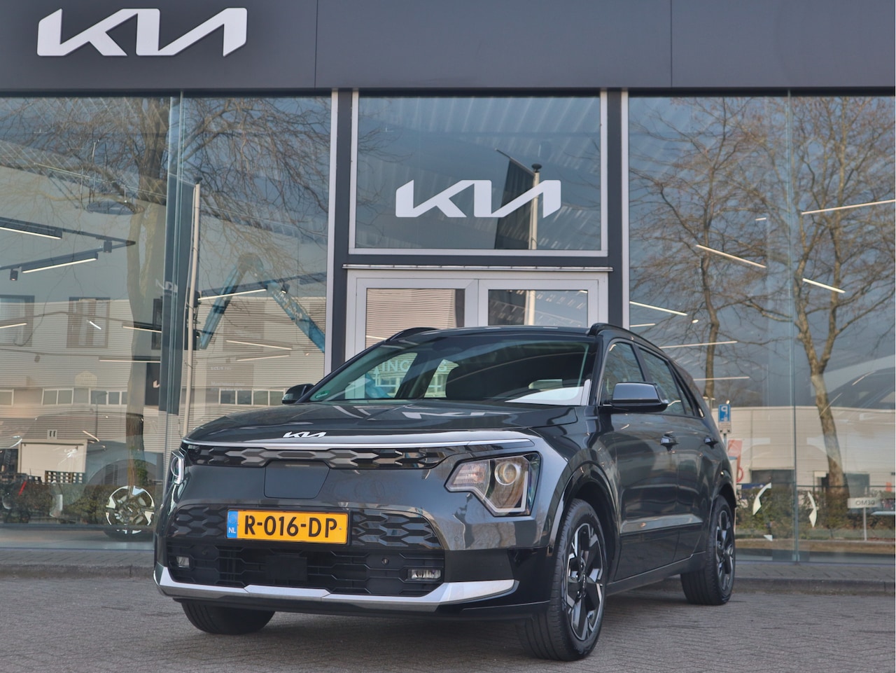 Kia Niro EV - DynamicLine 64.8 kWh | Trekhaak | Navigatie | Camera | ECC-Airco | Tot 10jr. Garantie | - AutoWereld.nl