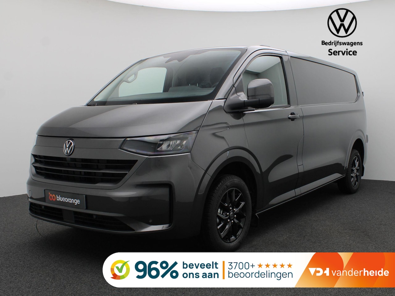 Volkswagen Transporter - 2.0 TDI L2H1 30 Style 170PK AUT8 Adaptieve Cruise Control, Trekhaak, Achteruitrijcamera, S - AutoWereld.nl