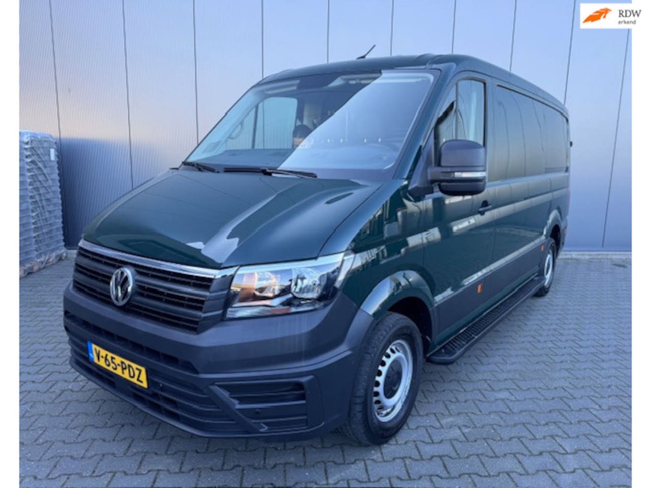 Volkswagen Crafter - 2.0 TDI L3H1 AIRCO TREKHAAK - AutoWereld.nl