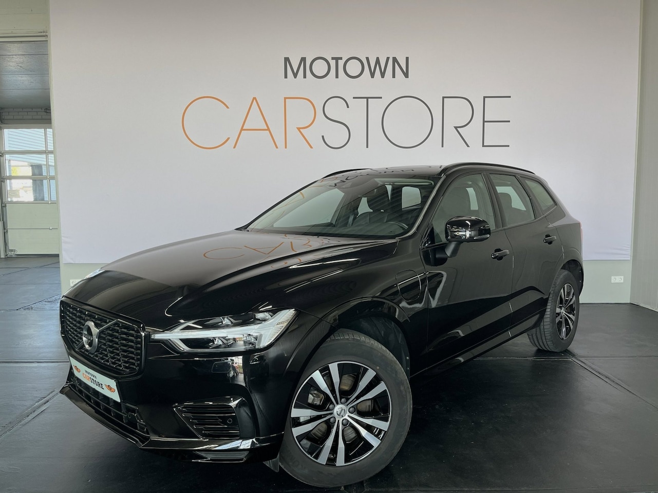 Volvo XC60 - 2.0 T6 AWD Plug in Hybrid R Design Pano 341Pk - AutoWereld.nl