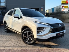Mitsubishi Eclipse Cross - 2.4 PHEV Instyle Trekhaak, Garantie, Camera
