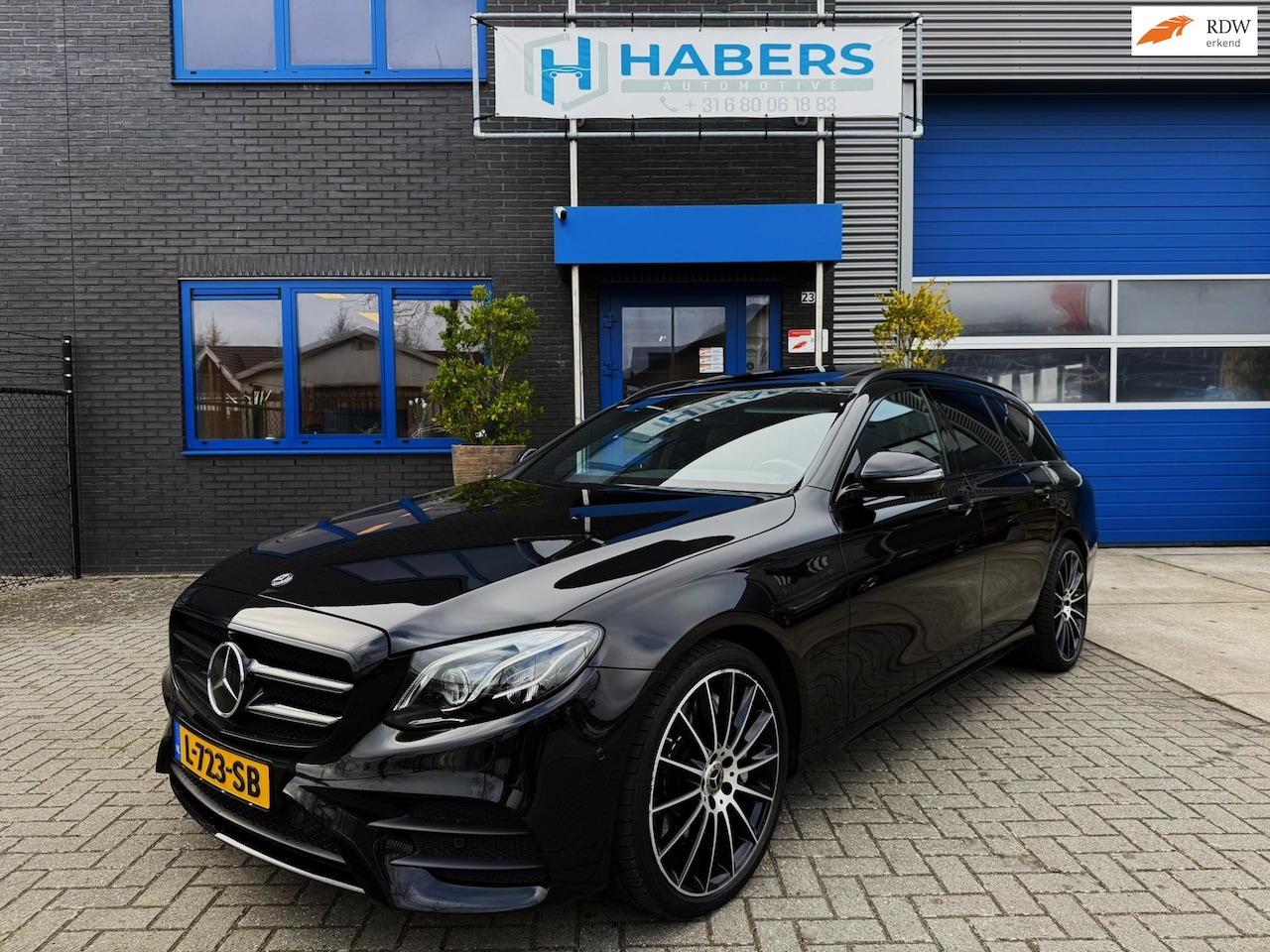 Mercedes-Benz E-klasse Estate - 400 4MATIC Premium Plus 333PK|Widescreen|Led|Leder|6 Cilinder|Schuifdak|AMG|Adaptive|Detec - AutoWereld.nl