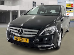 Mercedes-Benz B-klasse - 180 Ambition Automaat 1e Eig. +NAP NL-auto