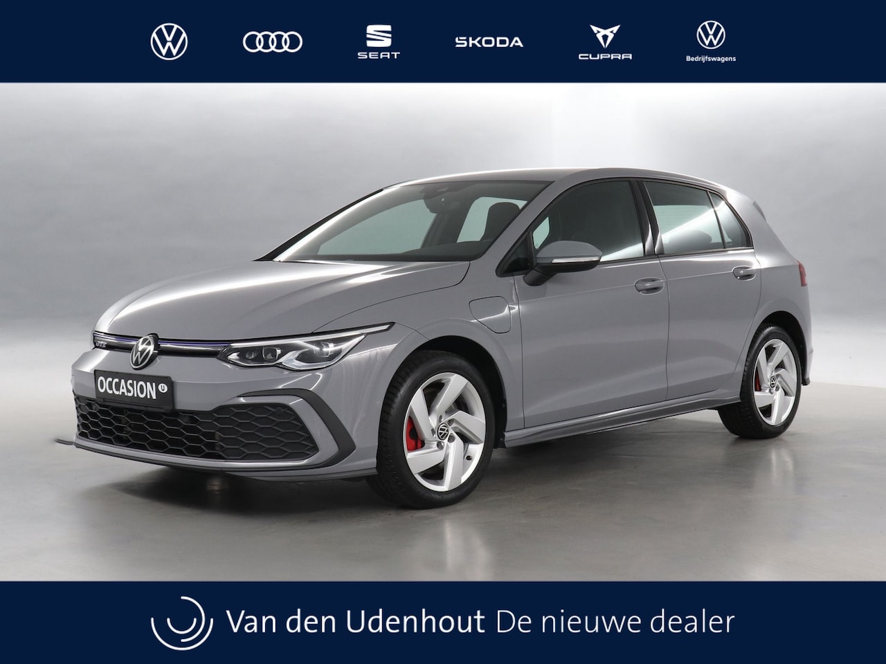 Volkswagen Golf - GTE 1.4 TSI eHybrid 245pk PHEV / Navigatie / Adaptive Cruise / Stoelverwarming - AutoWereld.nl