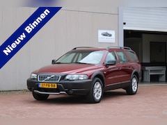 Volvo XC70 - 2.5 T AWD AUTOMAAT YOUNGTIMER 7-persoons