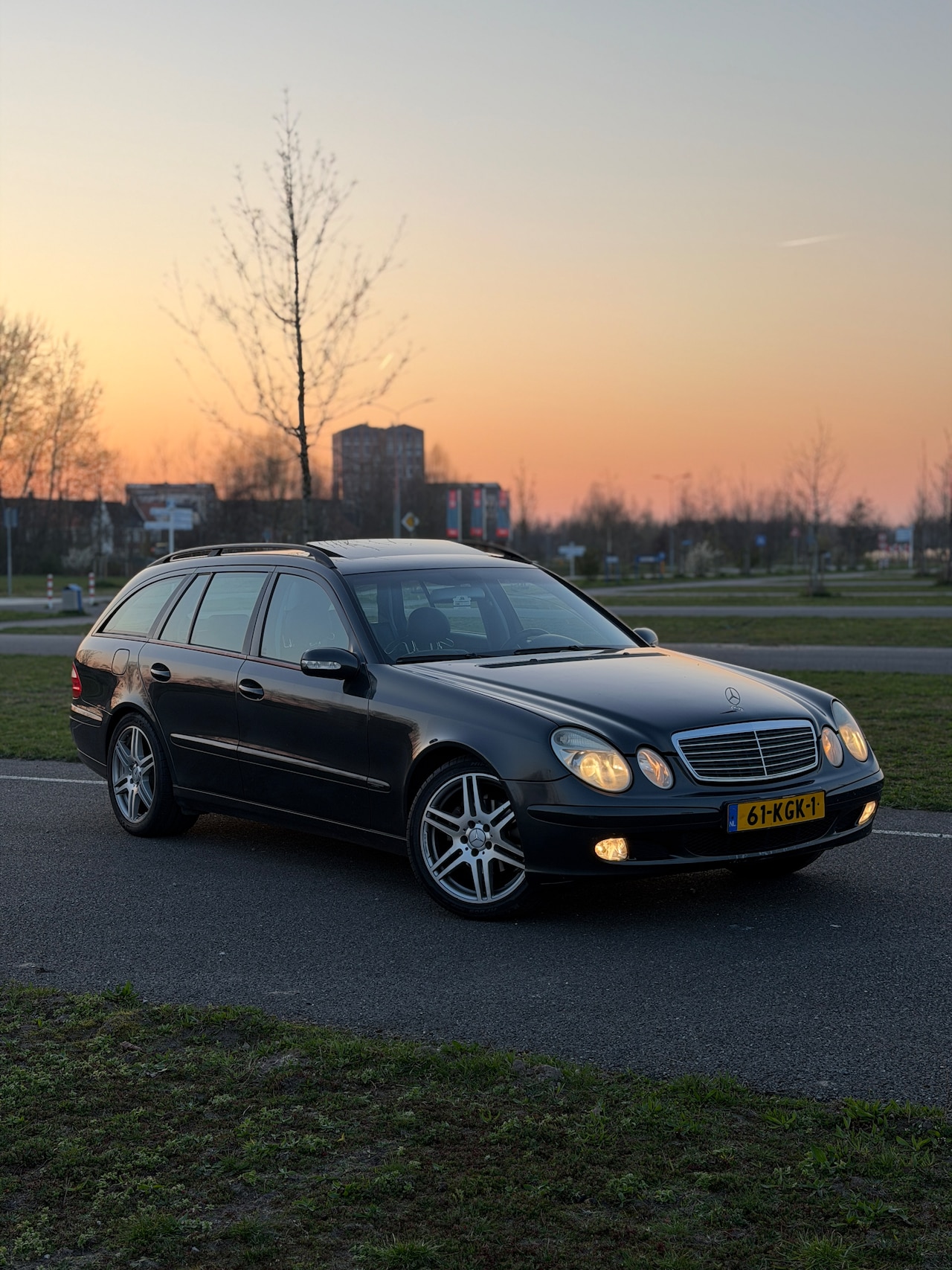 Mercedes-Benz E-klasse Combi - 240 Elegance - AutoWereld.nl