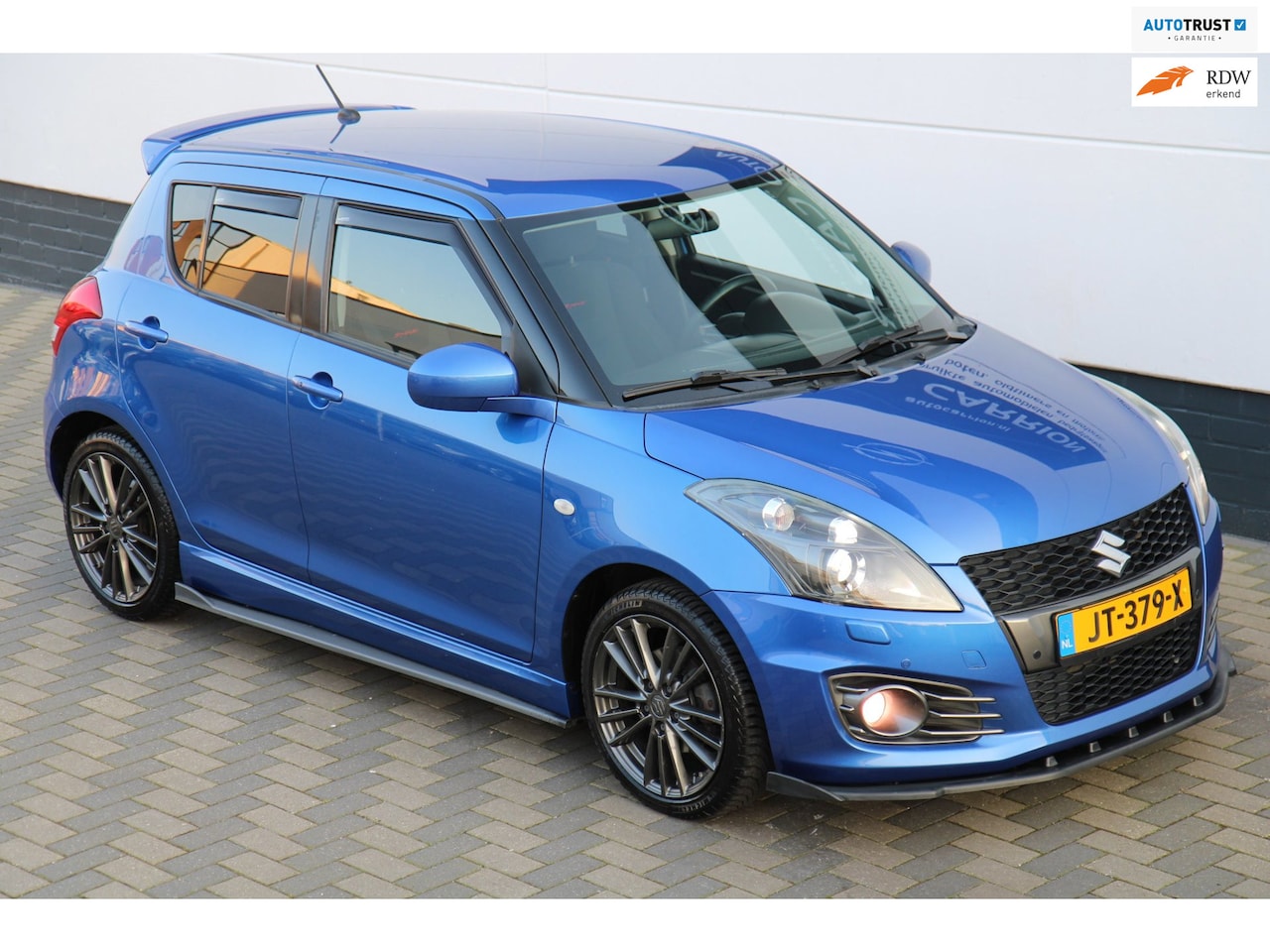 Suzuki Swift - 1.6 Sport 5 Drs uit 2015 met136PK zeer mooi !!! - AutoWereld.nl