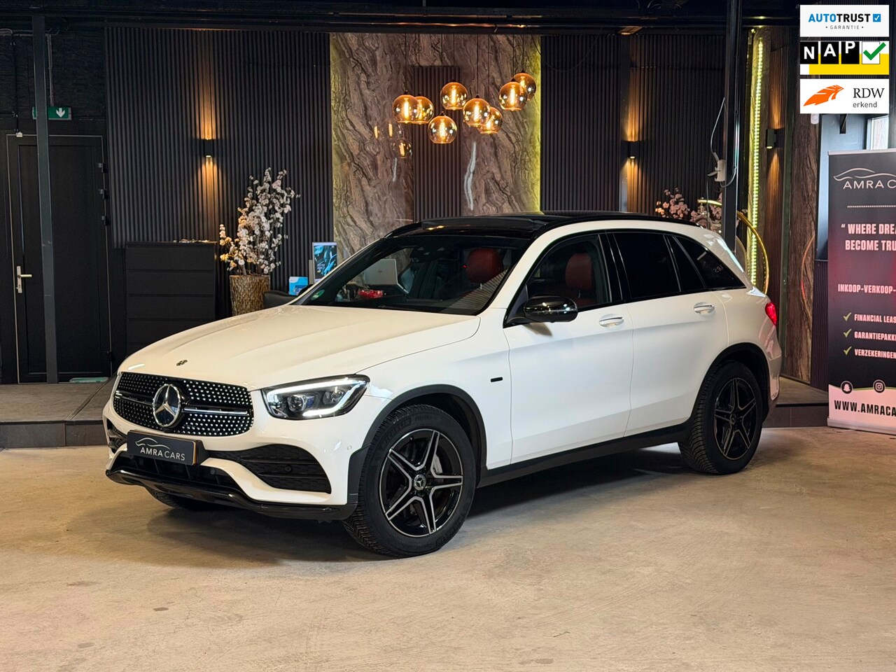 Mercedes-Benz GLC-klasse - 300e 4MATIC AMG|PANO|MEMORY|HUD|FULL OPTIONS - AutoWereld.nl