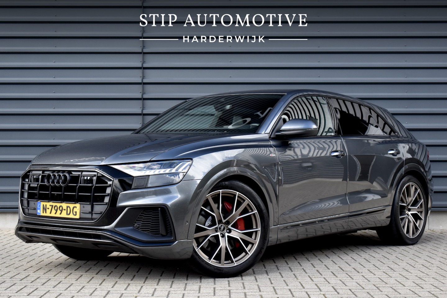 Audi Q8 - 55 TFSI e Quattro Pro Line S | ACC | RS-Seats | Head-Up | B&O | Softclose | 22'' Wielen | - AutoWereld.nl