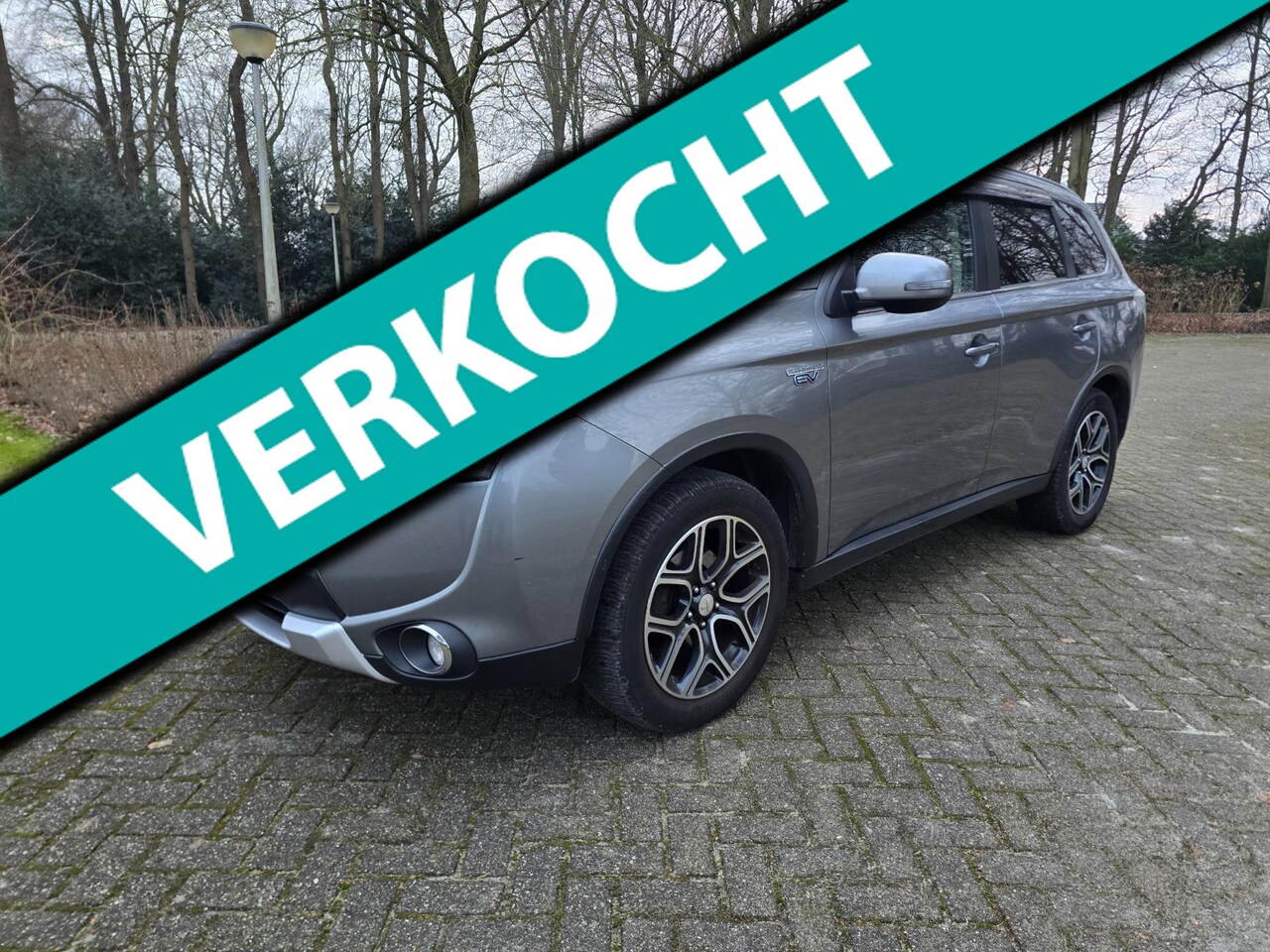 Mitsubishi Outlander - 2.0 PHEV Camera I Executive Edition X-Line - AutoWereld.nl