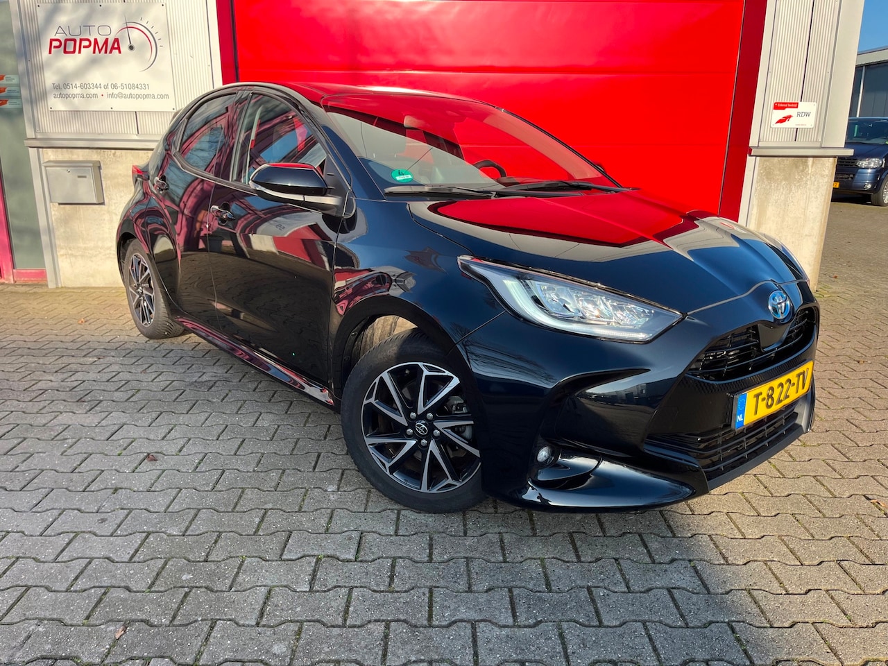 Toyota Yaris - 1.5 Hybrid Dynamic Automaat / Trekhaak / Stoelverw. / Apple - Android Navi / LM / 4 seiz. - AutoWereld.nl