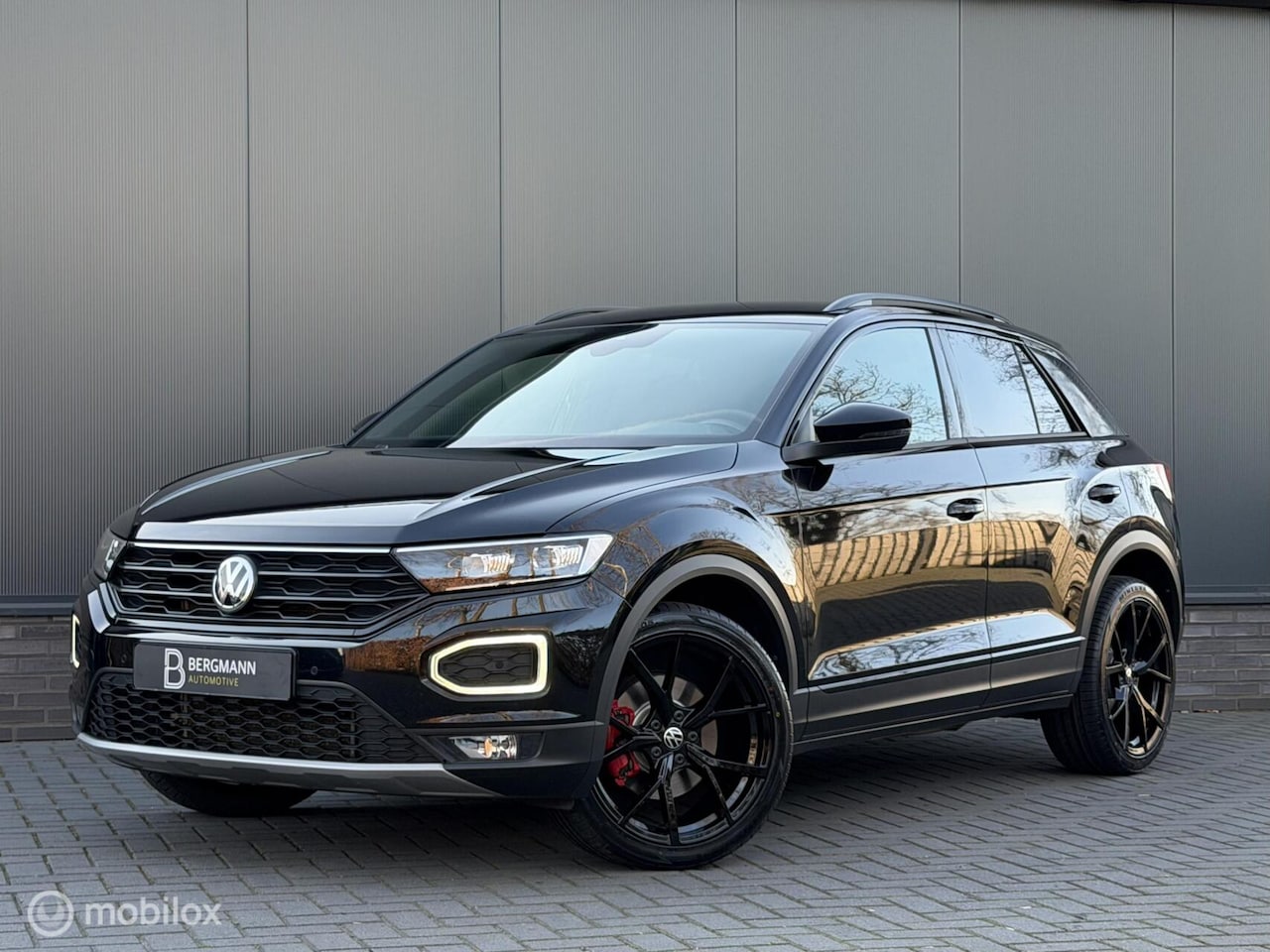 Volkswagen T-Roc - 1.5 TSI Black Edition Sport|Virtual|Carplay - AutoWereld.nl