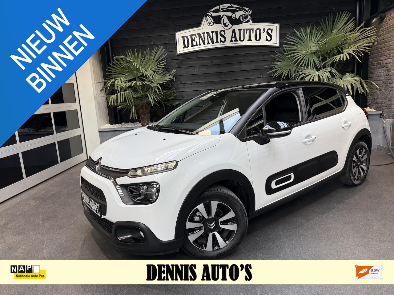 Citroën C3 - 1.2 PureTech Shine Automaat 5400km !!! - AutoWereld.nl