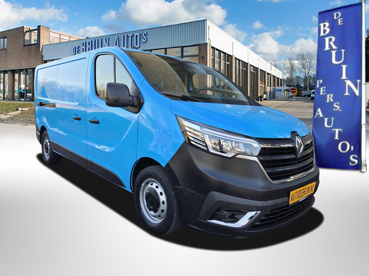 Renault Trafic - 2.0 Blue dCi 150 Pk AUTOMAAT L2 Airco PDC Cruisecontrol Achteruitrijcamera Verwarmde stoel - AutoWereld.nl