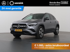 Mercedes-Benz GLA-Klasse - 250 e Luxury Line | Trekhaak | Night pakket | Apple carplay |