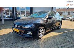 Volkswagen Polo - 1.0 MPI Comfortline Business