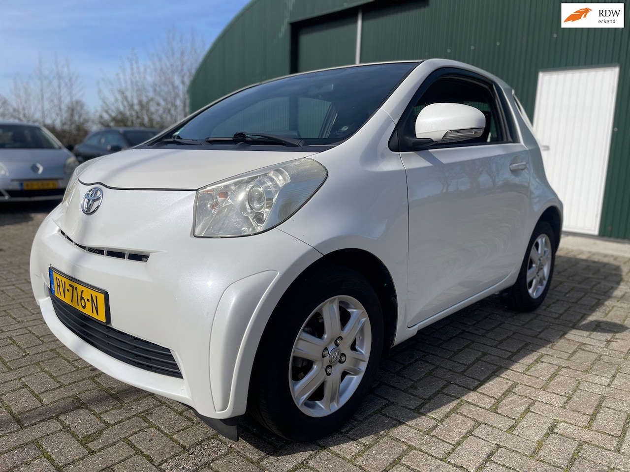 Toyota iQ - 1.0 VVTi Comfort 2e Eig!/ Airco/Elektr. ramen/APK new! - AutoWereld.nl