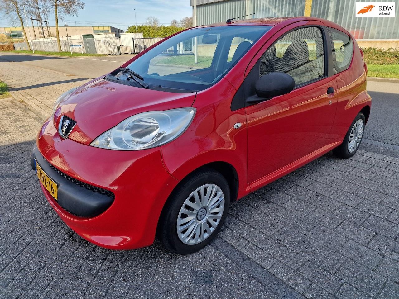 Peugeot 107 - 1.0-12V XR 1.0-12V XR, Apk, Nap, Zeer netjes, Inruil mogelijk. - AutoWereld.nl