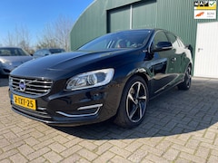 Volvo V60 - 2.4 D6 AWD Plug-In Hybrid Summum/2e Eig Voll Option