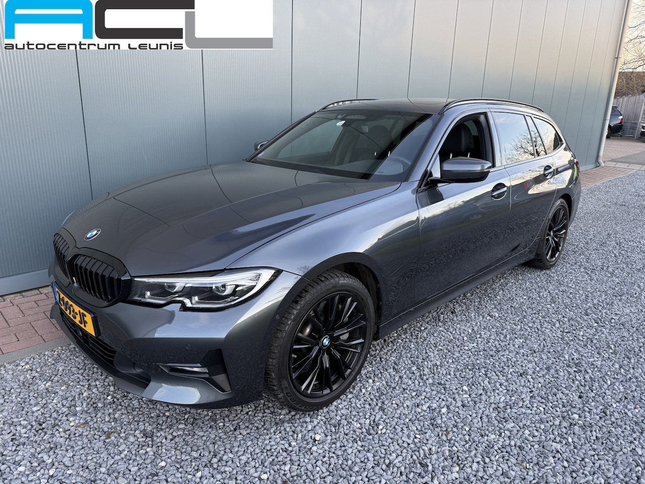 BMW 3-serie Touring - 330i Automaat X-Drive High Executive - AutoWereld.nl