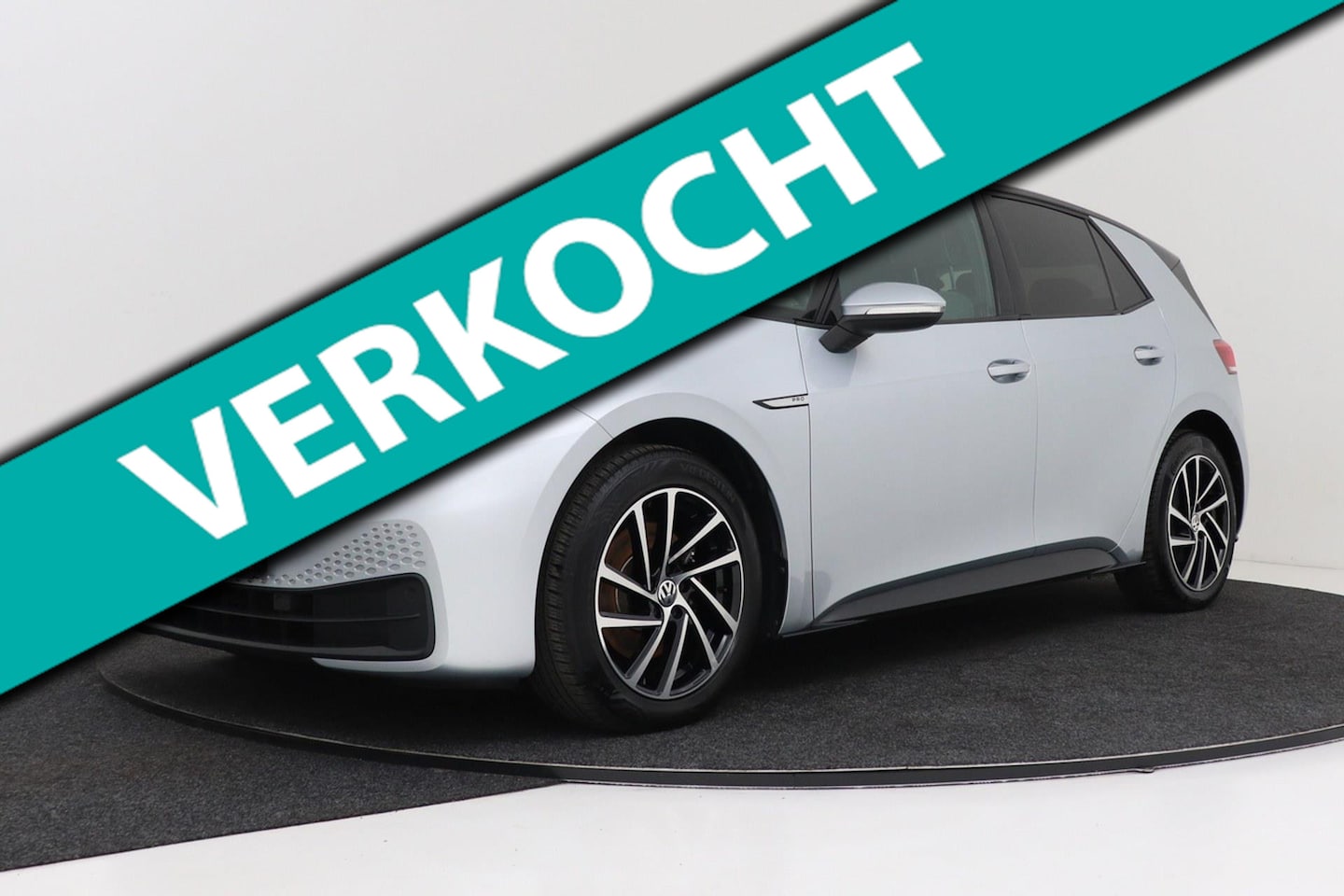 Volkswagen ID.3 - Business Pro 58 kWh | Camera | Navi | CarPlay | Stoel en Stuurverwarming | Org NL - AutoWereld.nl