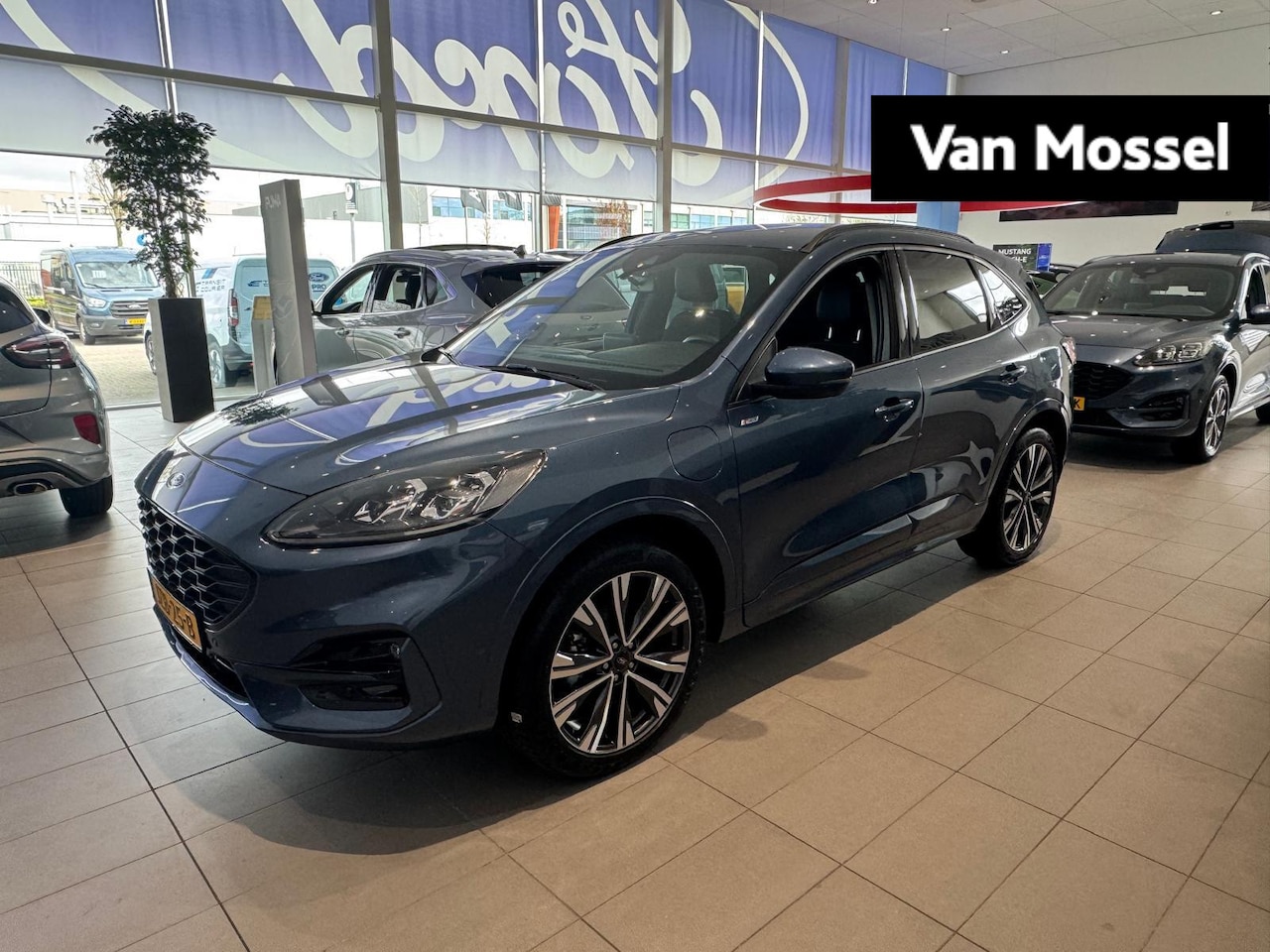 Ford Kuga - 2.5 PHEV ST-Line X | Adaptive Cruise Ctrl | Verwarmbare Voorruit/Stuurwiel|Stoelen | Dodeh - AutoWereld.nl