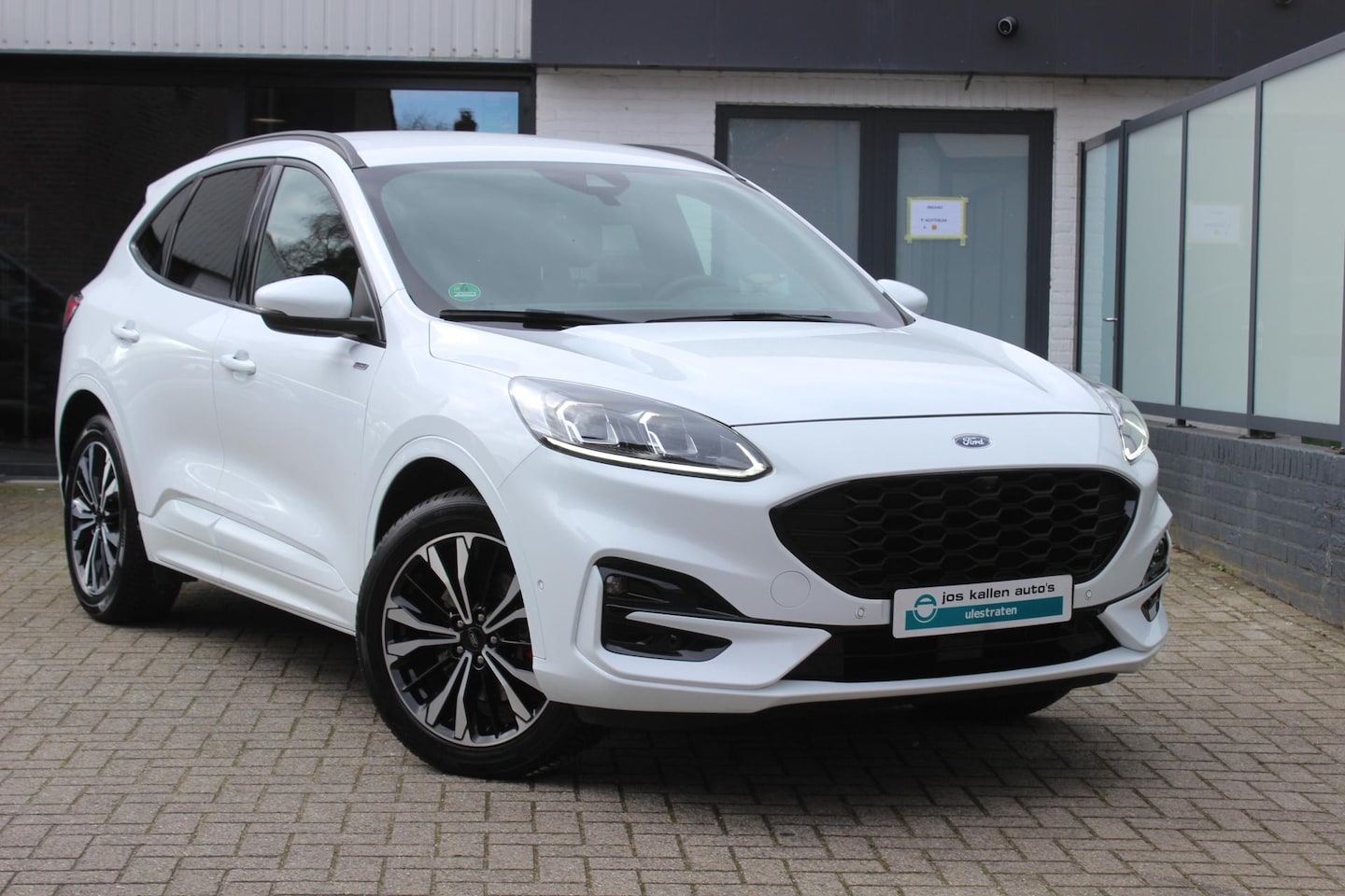 Ford Kuga - 2.5 PHEV ST-Line X Navi, Hud, Camera V+A, Driver Ass Pack, Trekhaak, 19", All Weather, El - AutoWereld.nl