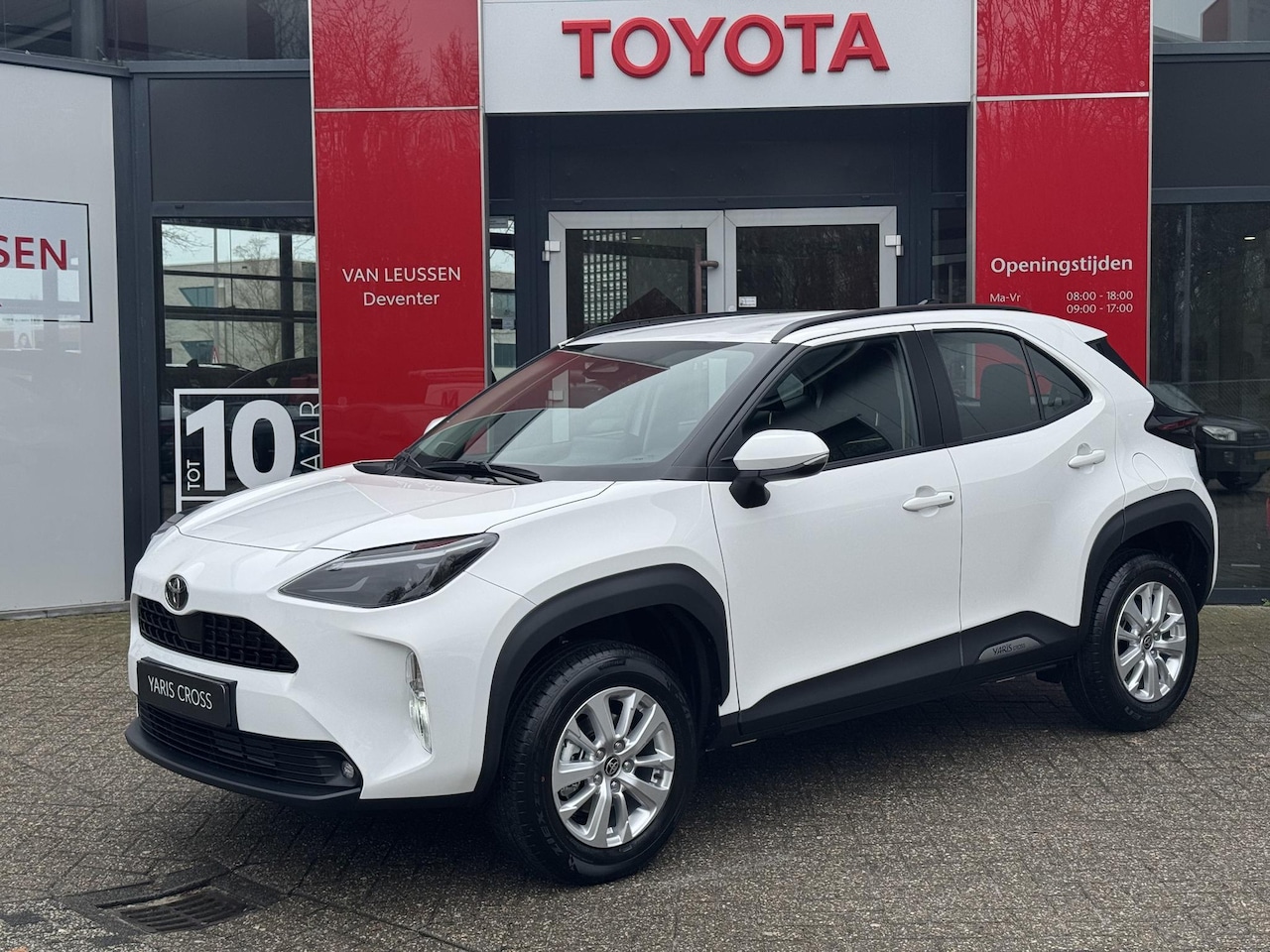 Toyota Yaris Cross - 1.5 Hybrid 115 NIEUW DIRECT UIT VOORRAAD LEVERBAAR - AutoWereld.nl