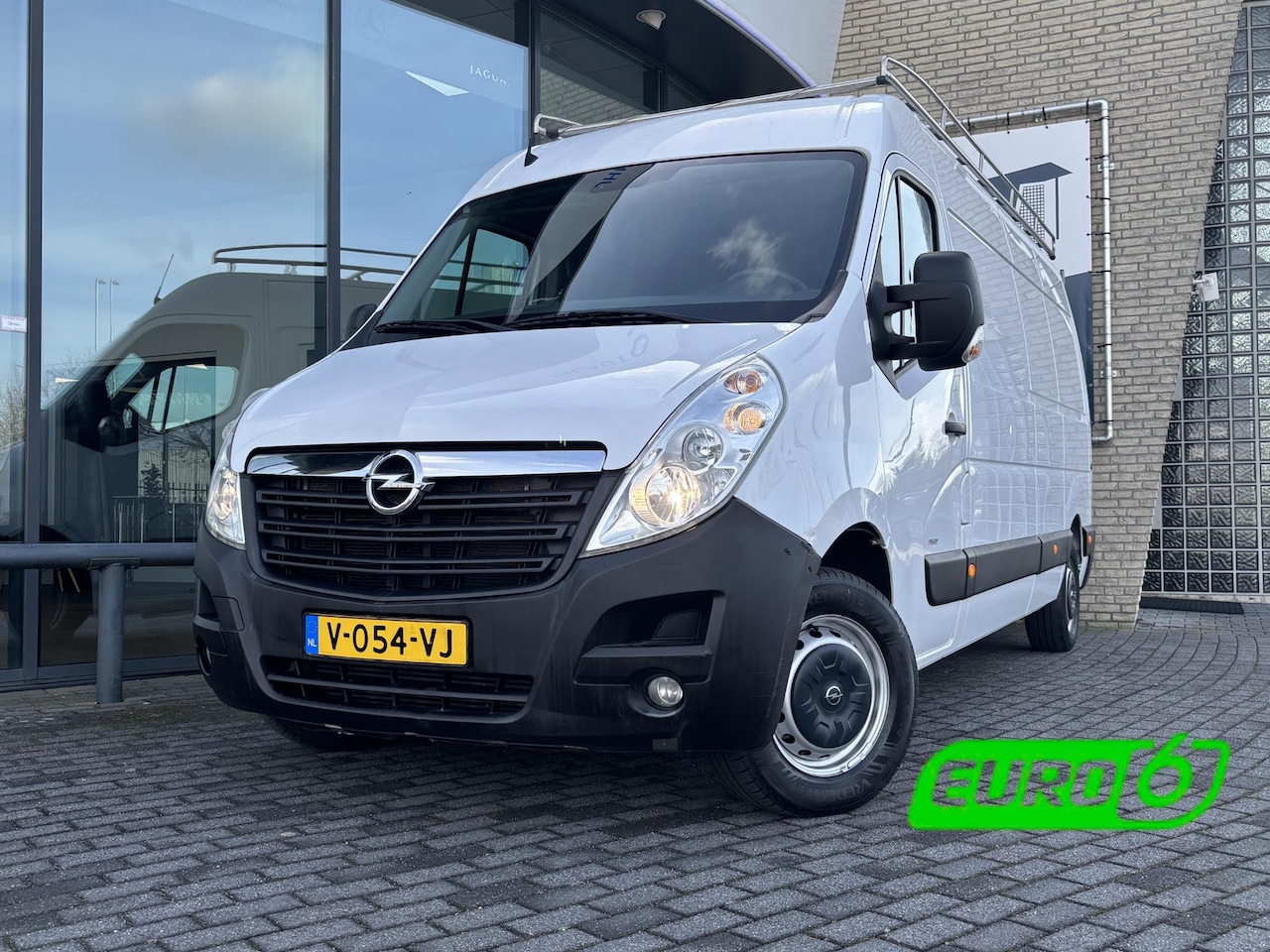 Opel Movano - 2.3 CDTI L3H2*3-PERS*CRUISE*NAV*ECC*HAAK*IMPERIAAL - AutoWereld.nl