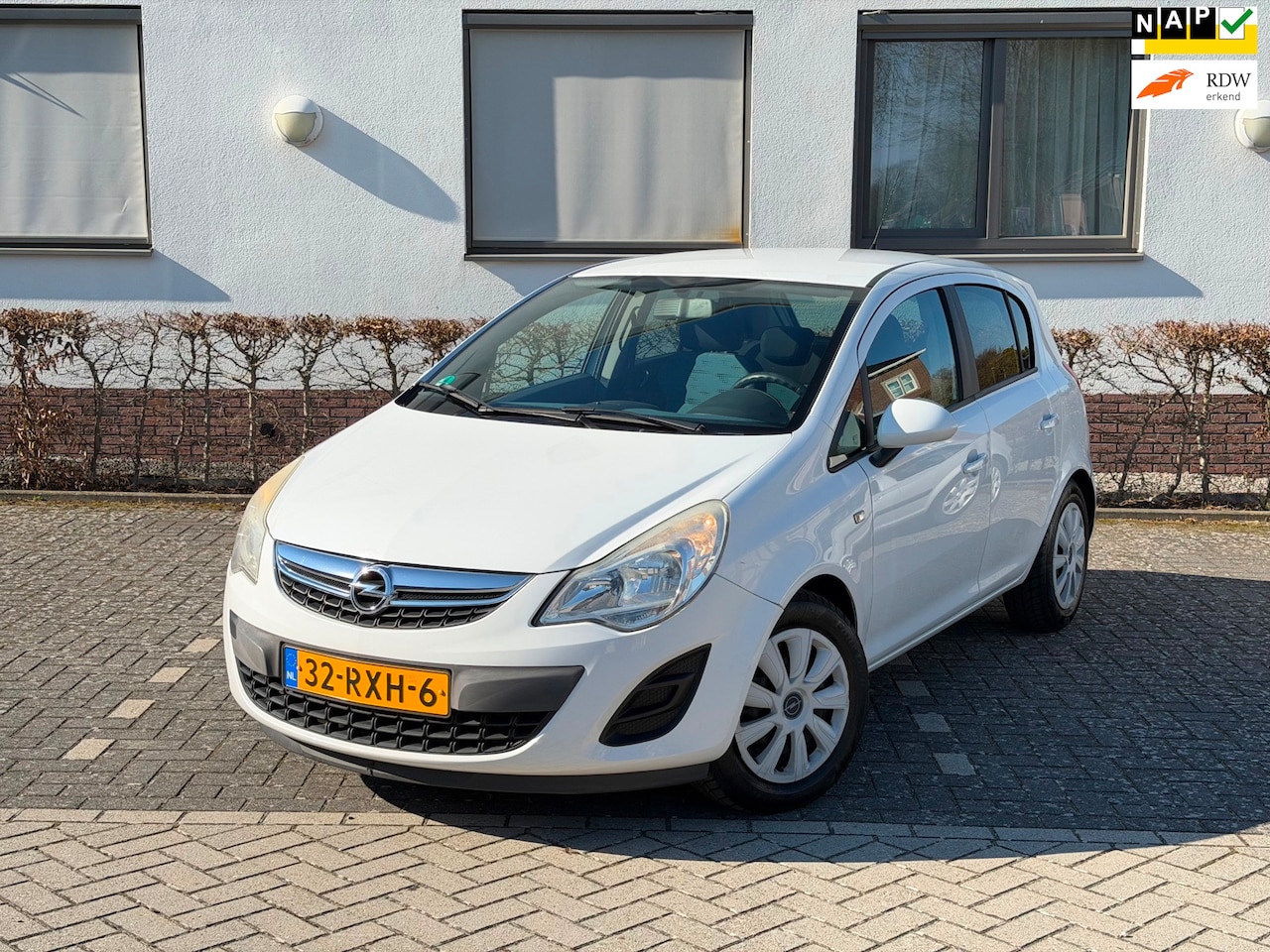 Opel Corsa - 1.2-16V Edition NAP APK AIRCO NETTE AUTO! - AutoWereld.nl