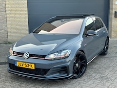 Volkswagen Golf - 2.0 TSI GTI TCR Pure Grey 2019 |Pano|Keyless|Perf. pack|Michelin PS4S|Nieuwstaat