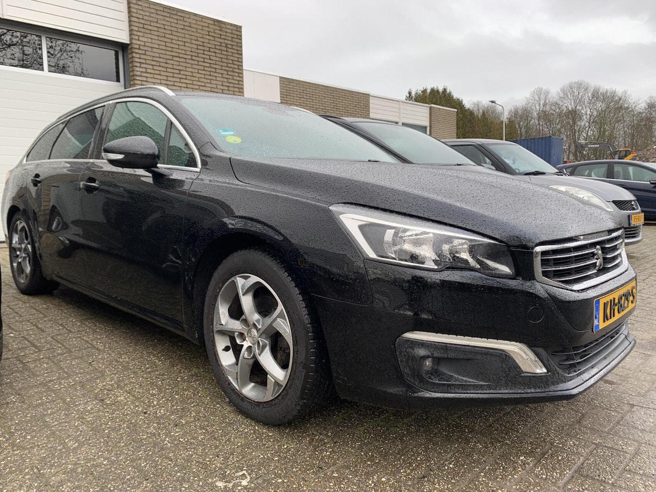Peugeot 508 SW - 1.6 BlueHDi Blue Lease Executive CarPlay Panodak Leer Trekhaak Cruise Control - AutoWereld.nl