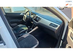 Volkswagen Polo - 1.0 TSI Comfortline Business
