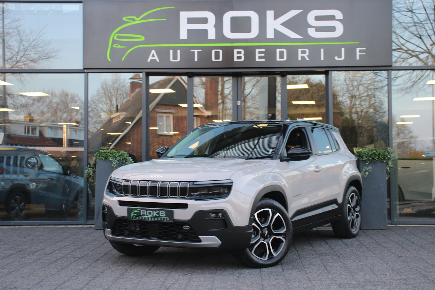 Jeep Avenger - 1.2 e-Hybrid Summit 1.2 e-Hybrid Summit - AutoWereld.nl