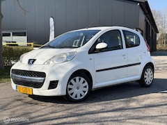 Peugeot 107 - 1.0-12V XS
