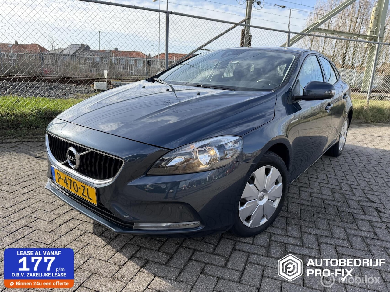 Volvo V40 - 2.0 T2 R-Design 2.0 T2 R-Design - AutoWereld.nl