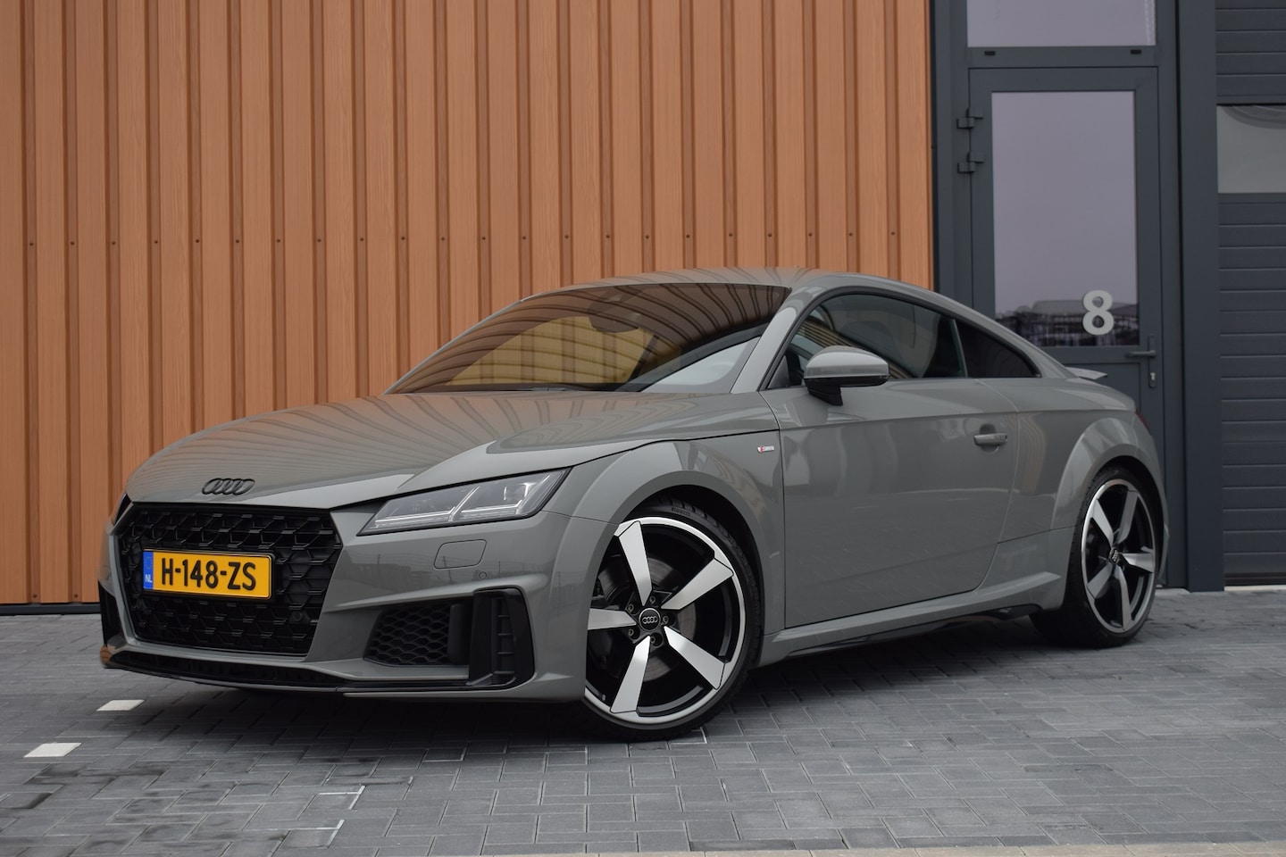 Audi TT - 45 TFSI 245pk Quattro | Audi Exclusive | Quantum Grey - AutoWereld.nl