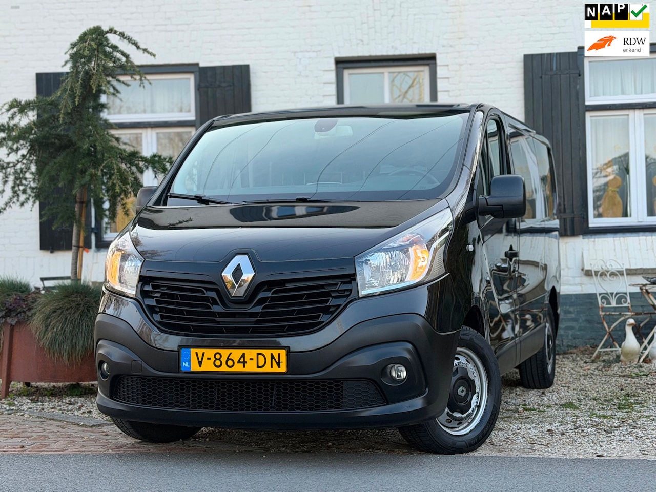 Renault Trafic - 1.6 dCi T29 L1H1 Comfort|Cruise|Navi|3-persoons| - AutoWereld.nl