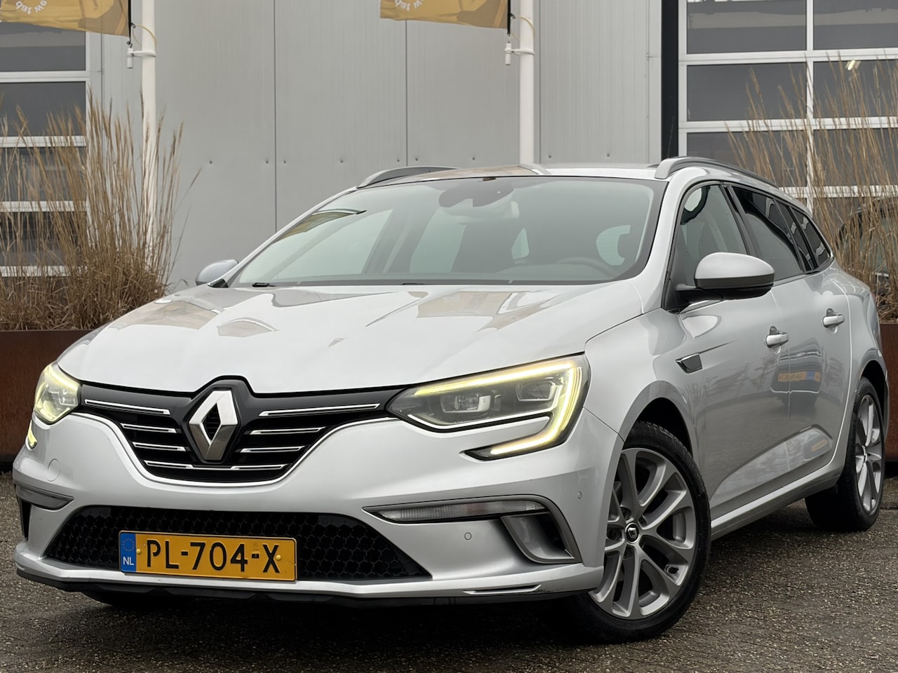 Renault Mégane Estate - 1.2 TCe GT-Line 132pk | Apple Carplay/Android Auto | Achteruitrijcamera | Bluetooth | Crui - AutoWereld.nl