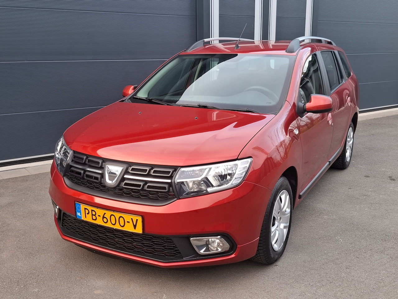 Dacia Logan MCV - 0.9 TCe Laureate - AutoWereld.nl