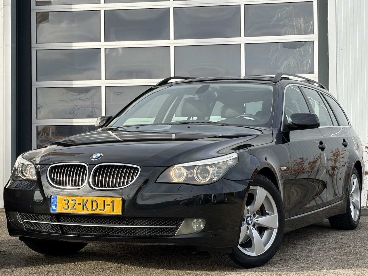 BMW 5-serie Touring - 525i High Executive 218pk | Apple carplay/Android Auto | Bi-xenon koplampen | Cruise contr - AutoWereld.nl
