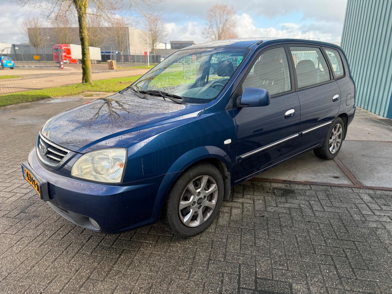 Kia Carens - 2.0 CVVT EX 2.0 CVVT EX - AutoWereld.nl