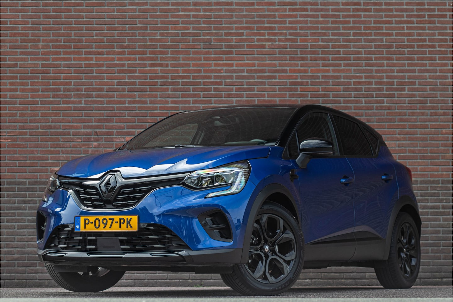 Renault Captur - 1.6 E-Tech Rive Gauche, Origineel NL, Camera, Carplay, Half leder, Full LED, Keyless, Navi - AutoWereld.nl