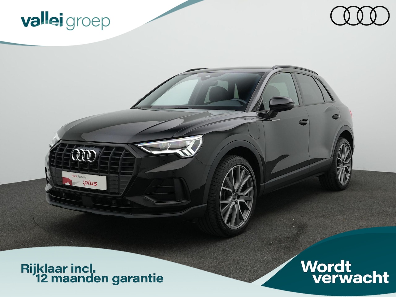 Audi Q3 - 45 TFSI e 245 pk S-Line | Stoelverwarming | Navigatie | Parkeersensoren voor/achter | Audi - AutoWereld.nl