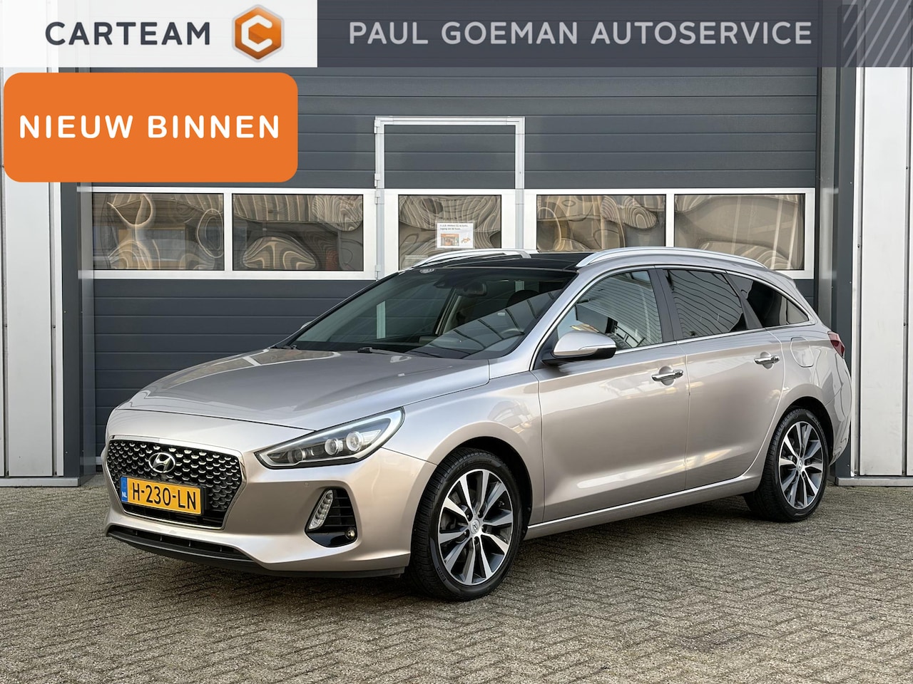Hyundai i30 Wagon - 1.4 T-GDI Comfort | Panoramadak | dodehoek | Camera | Stoel verwarming | - AutoWereld.nl