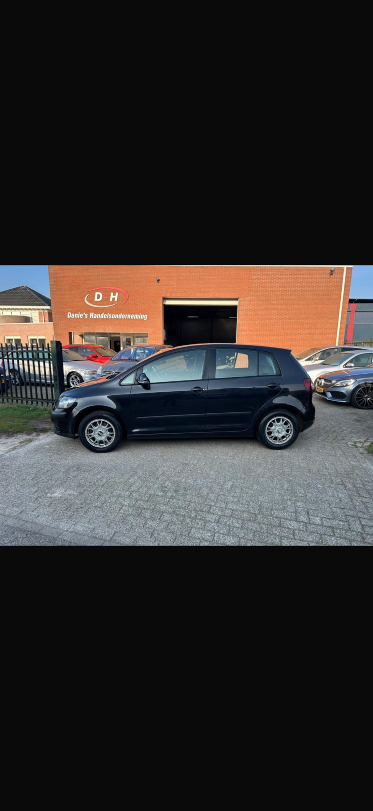 Volkswagen Golf Plus - 1.6 FSI Comfortline Business trekhaak inruil mogelijk nap - AutoWereld.nl