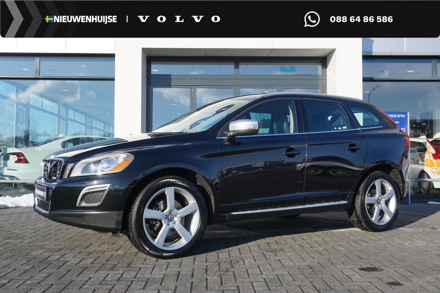 Volvo XC60 - 2.0 T5 R-Design | WINTER LINE | XENON | TREKHAAK | LEDER | STOELVERWARMING | 20" velgen | - AutoWereld.nl