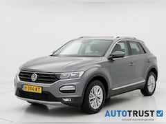Volkswagen T-Roc - 1.0 TSI Style ADAPTIVE CRUISE TREKHAAK CARPLAY