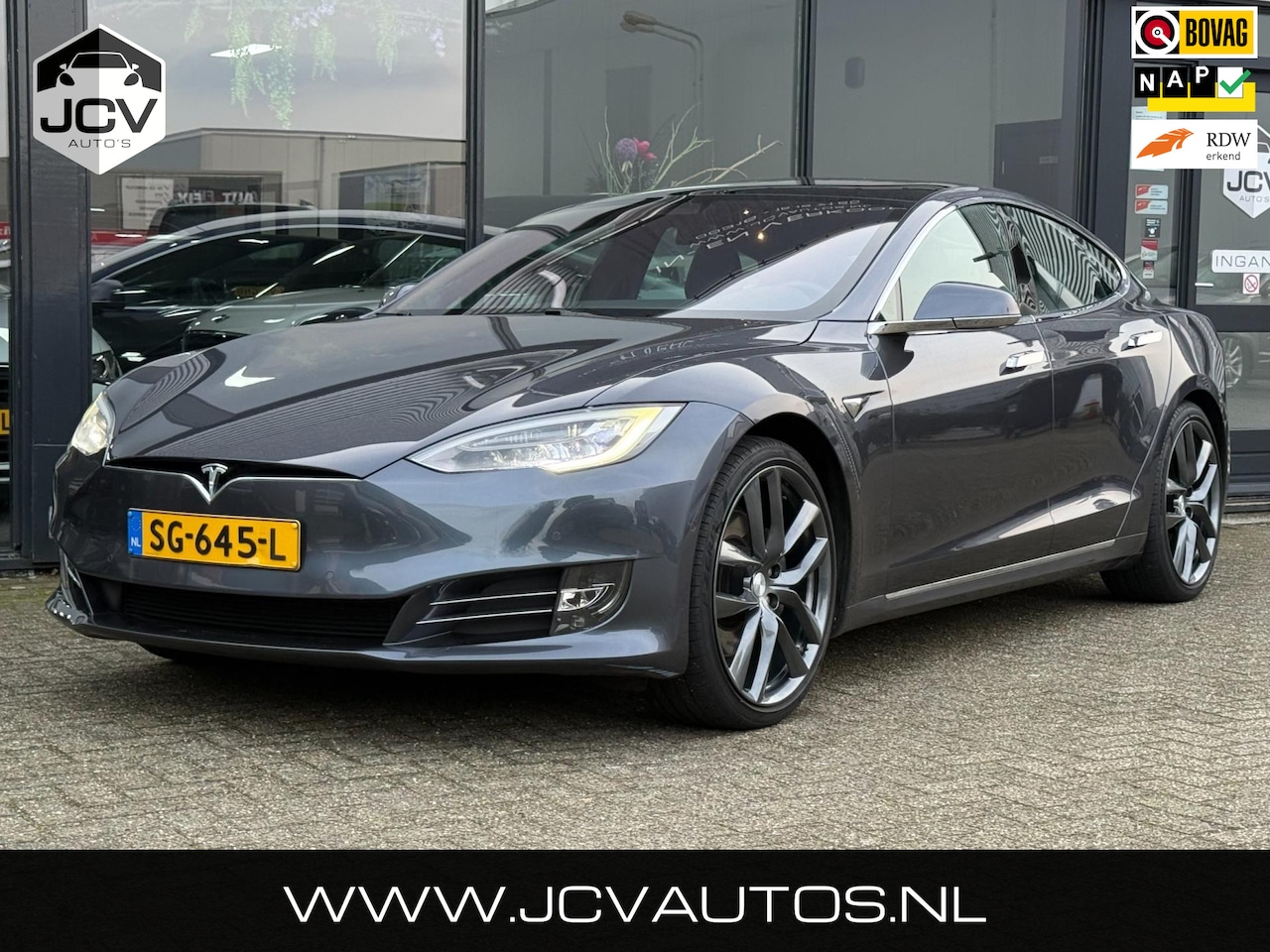 Tesla Model S - 75D Base Glasdak/AUTOPILOT - AutoWereld.nl